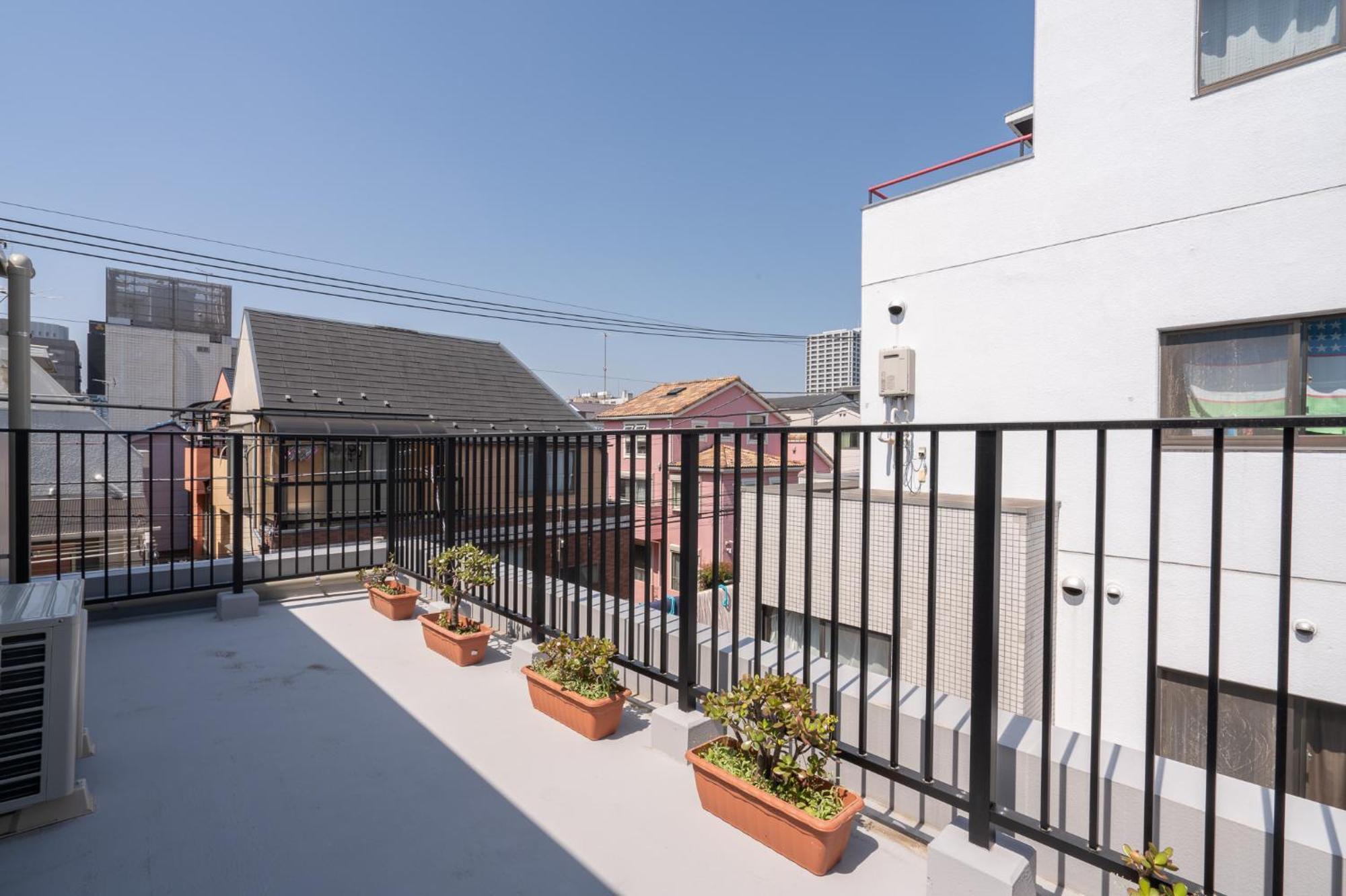 Real Okubo Apartment Hotel Токио Экстерьер фото