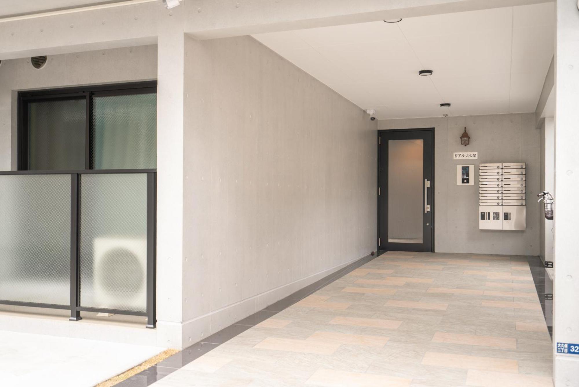 Real Okubo Apartment Hotel Токио Экстерьер фото